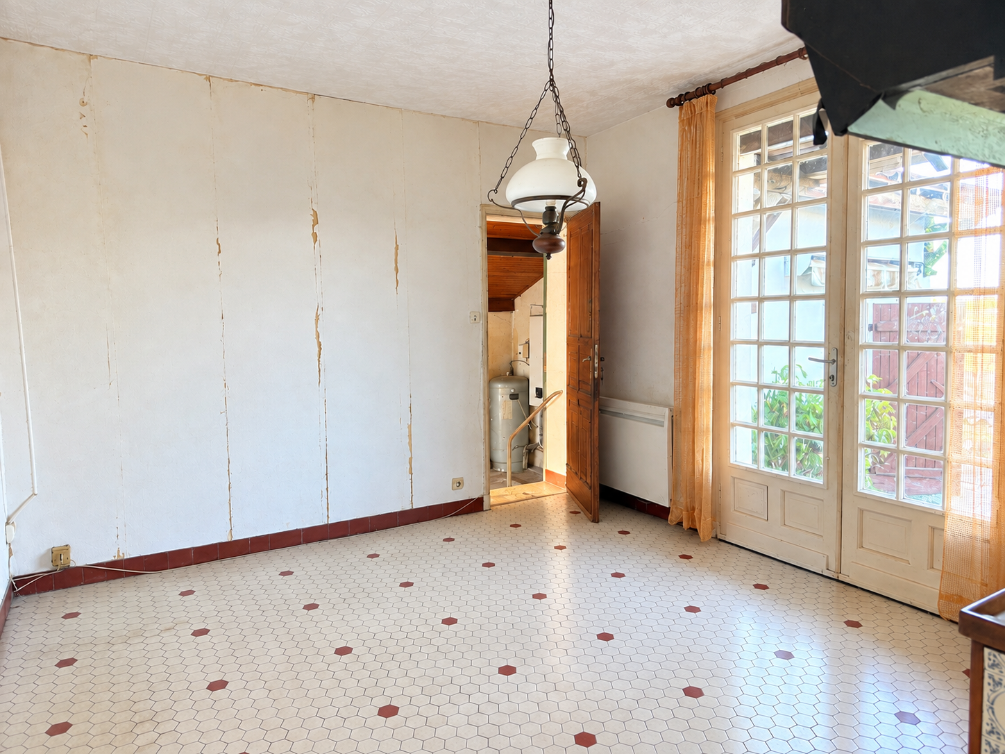Maison de plain-pied à fort potentiel – 94 m² sur parcelle close de 1 000 m²