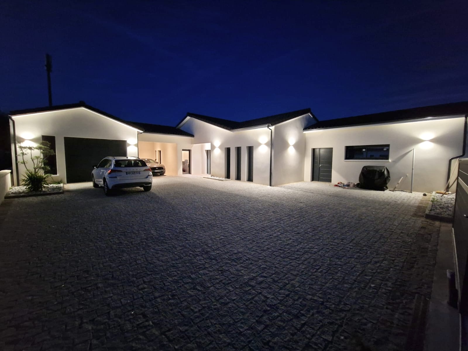 BERGERAC: Maison contemporaine T5 de plain-pied de 180 m²